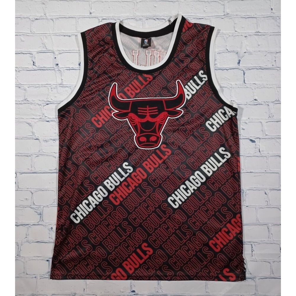 Chicago Bulls Jersey Mens XL Red All Over Print‎ Embroidered Logo
